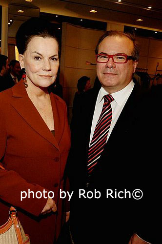 DSC_076 Ann Rapp and Hunt Slonem