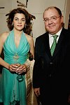 DSC_064 Mary Veluntini and Andres Rodriguez<br>at a cocktail reception saluting the Gala Committees of Casita Maria's Fiesta 2006 at the Carolina Herrera store on Madison Ave, in Manhattan on 4-25-06. photos by Kathleen Doran for Rob Rich � 2006 516-676-3939 robwayne1@aol.com