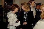 DSC_01442 Jacqueline Weld Drake and Anne Eisenhower Flottl<br>at a cocktail reception saluting the Gala Committees of Casita Maria's Fiesta 2006 at the Carolina Herrera store on Madison Ave, in Manhattan on 4-25-06. photos by Kathleen Doran for Rob Rich � 2006 516-676-3939 robwayne1@aol.com