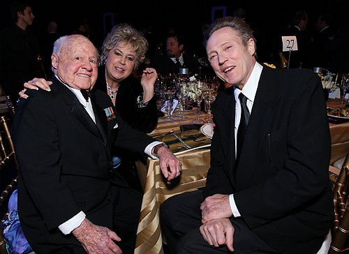 79208875AK003_John_Shearer