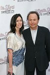 Billy Crystal , Janice Goldfinger