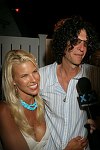Beth Ostrosky, Howard Stern